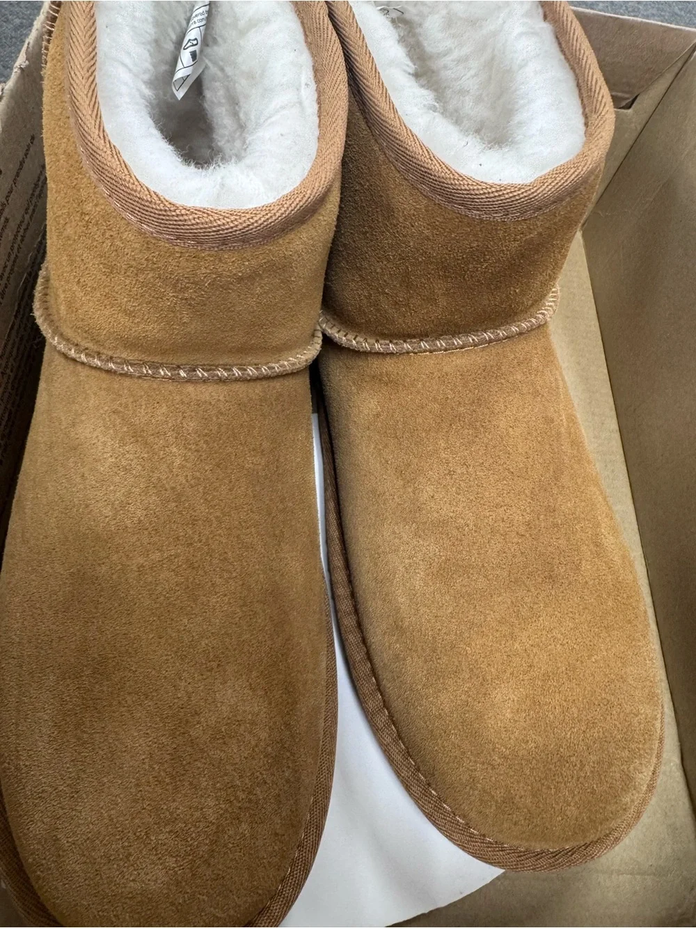 Koolaburra by UGG Women's Chestnut Suede Shearling Winter Boots